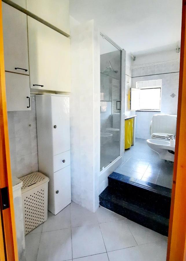 Eclettico Apartment Rho Bagian luar foto