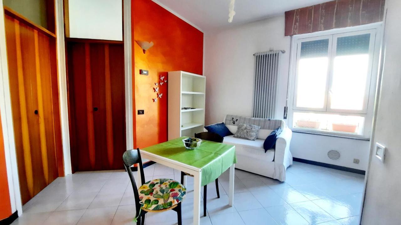 Eclettico Apartment Rho Bagian luar foto