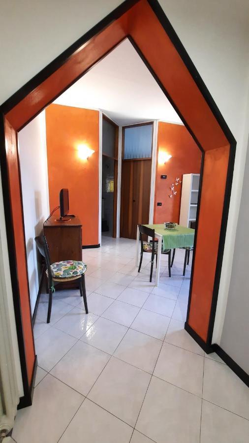 Eclettico Apartment Rho Bagian luar foto
