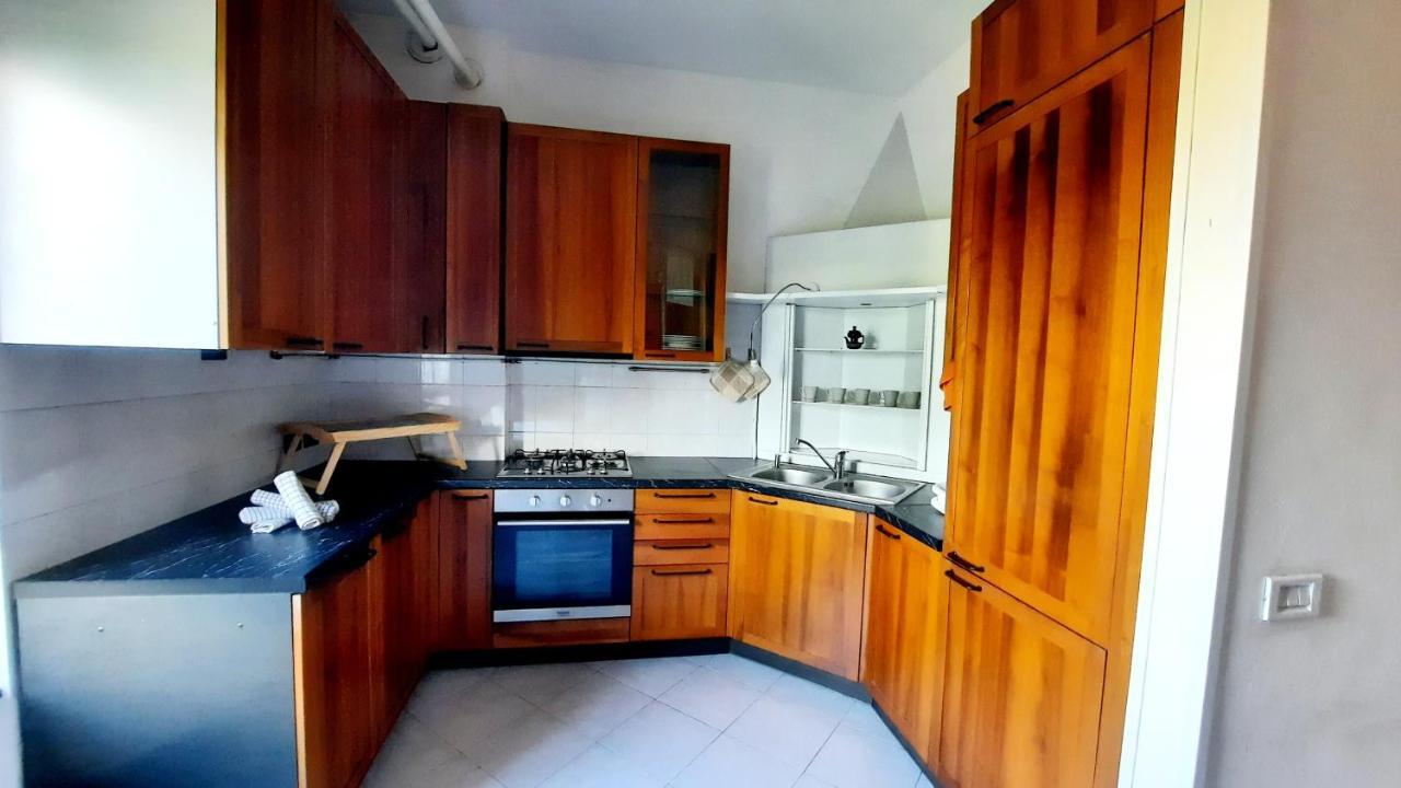 Eclettico Apartment Rho Bagian luar foto